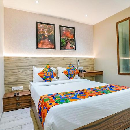 Fabexpress The Dream Residency - Nr Mumbai International Airport Hotel Buitenkant foto