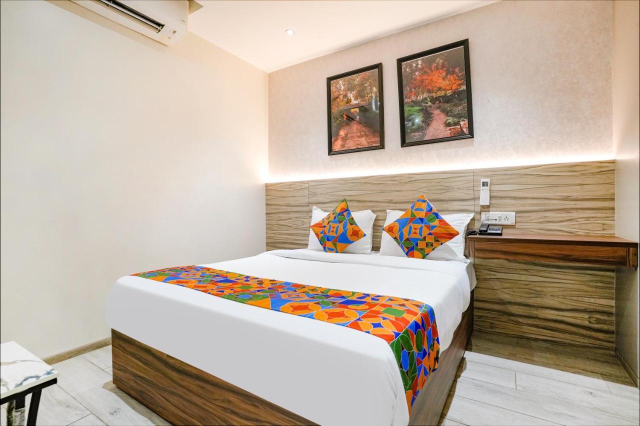 Fabexpress The Dream Residency - Nr Mumbai International Airport Hotel Buitenkant foto